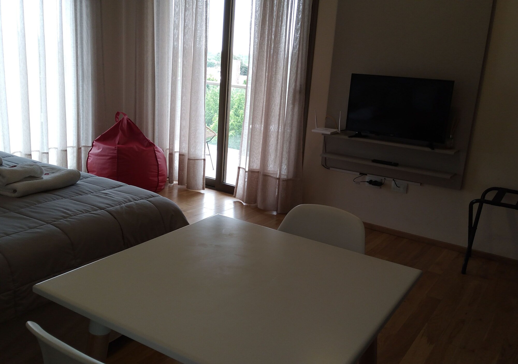 غرفة ديلوكس بسريرين منفصلين، Apart Hotel Quijote by DOT Suites 4/7