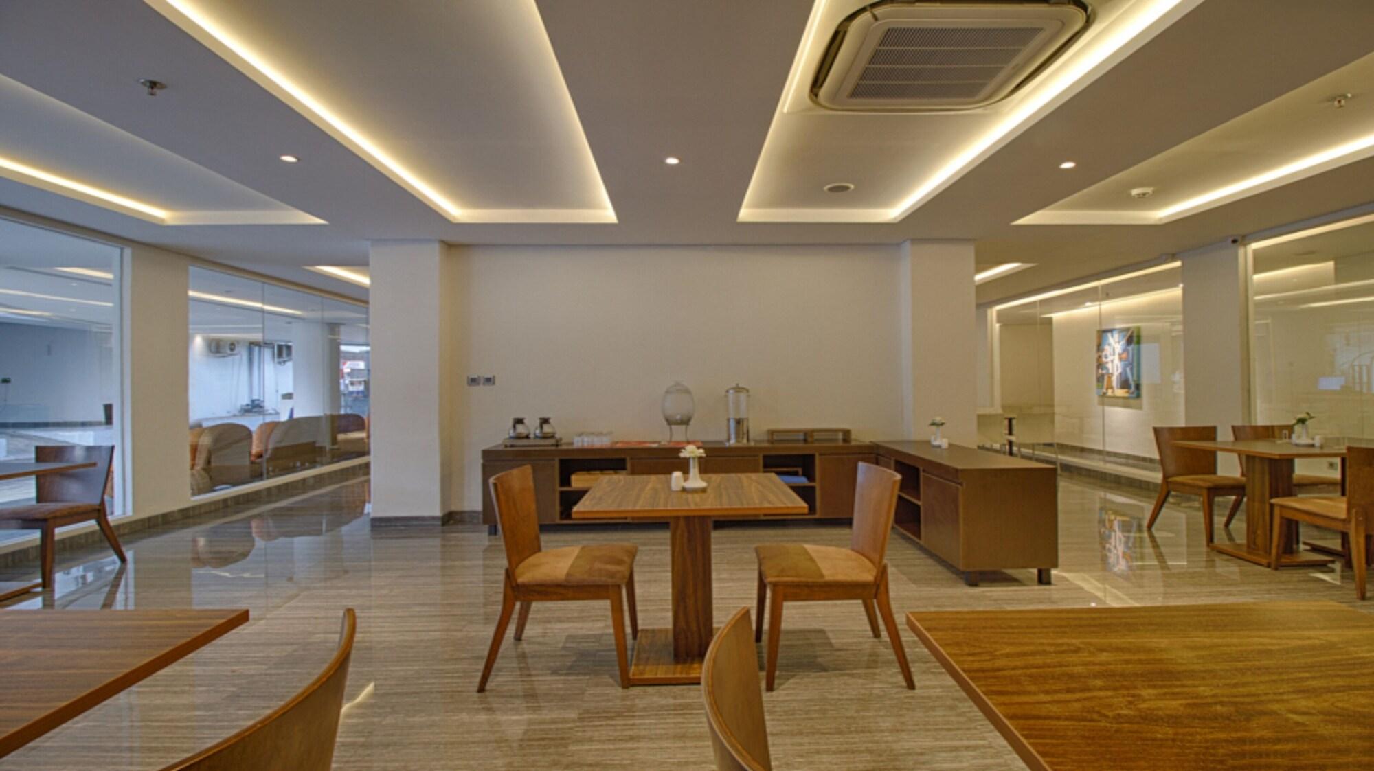 Picasso Inn Jakarta (Ex Safin Inn Cipete) 20/27