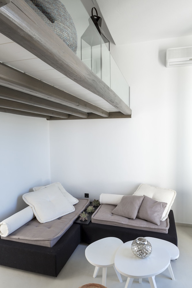 Liostasi Hotel And Suites 25/50