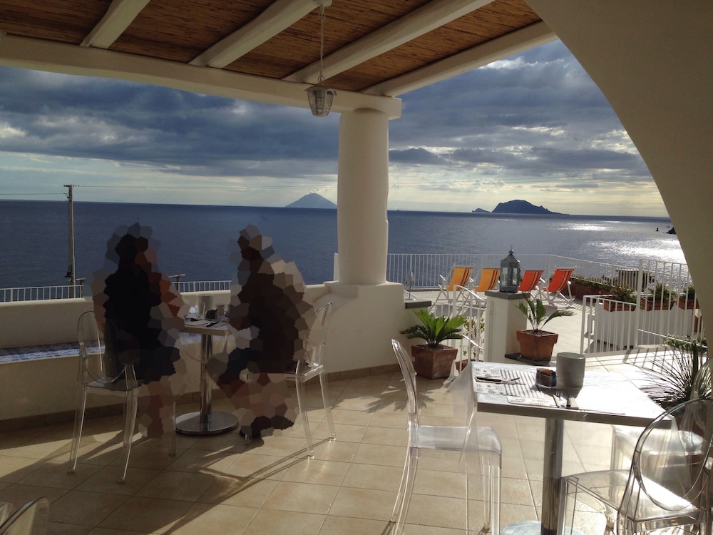 'A Alera Room And Breakfast 28/50