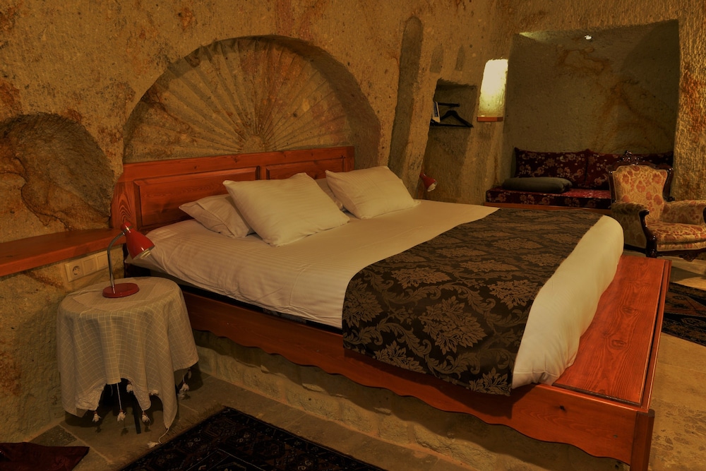 Canyon Cave Hotel 19/69