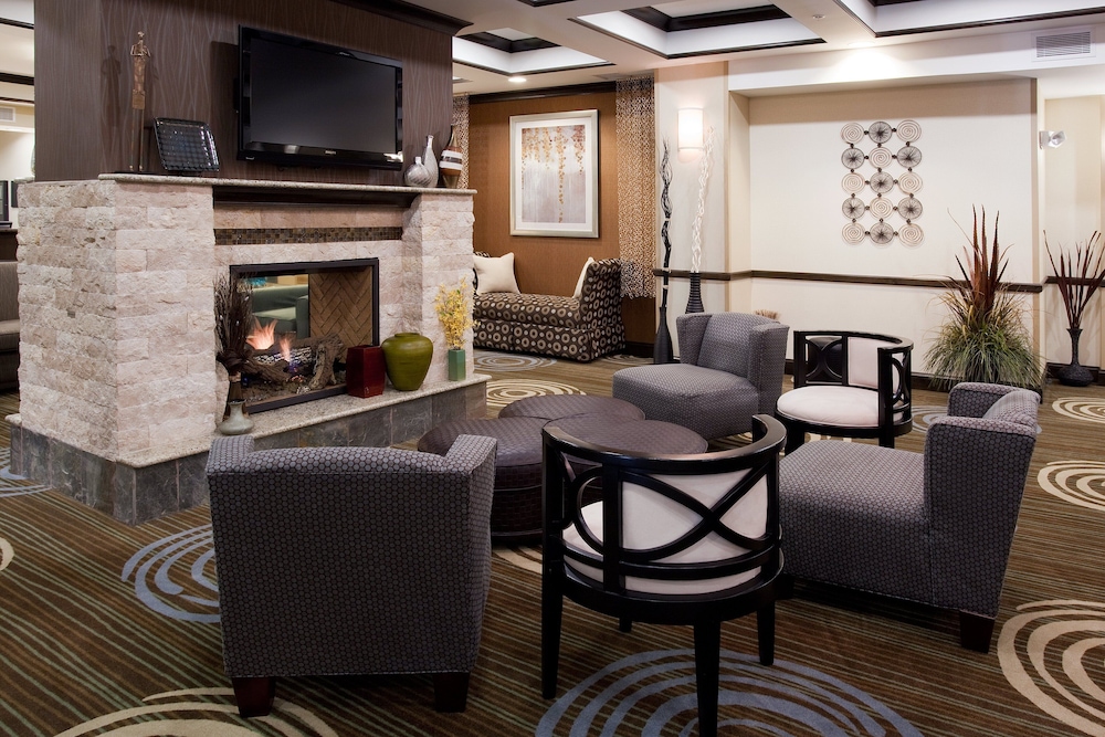 Holiday Inn Express Hotel Suites Richfield 48/62