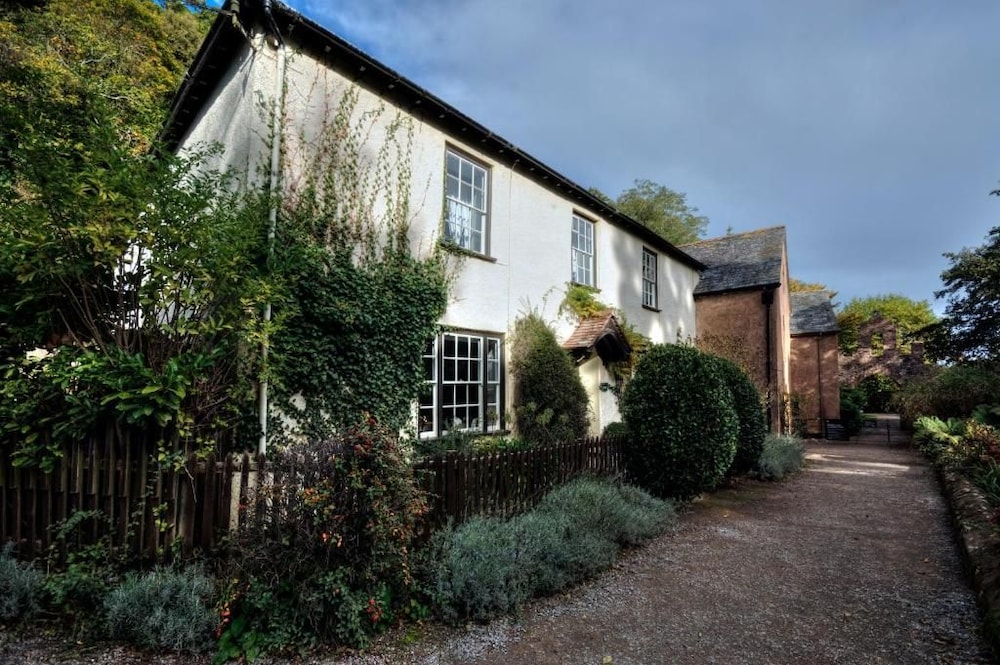 Dunster Mill House 4/48