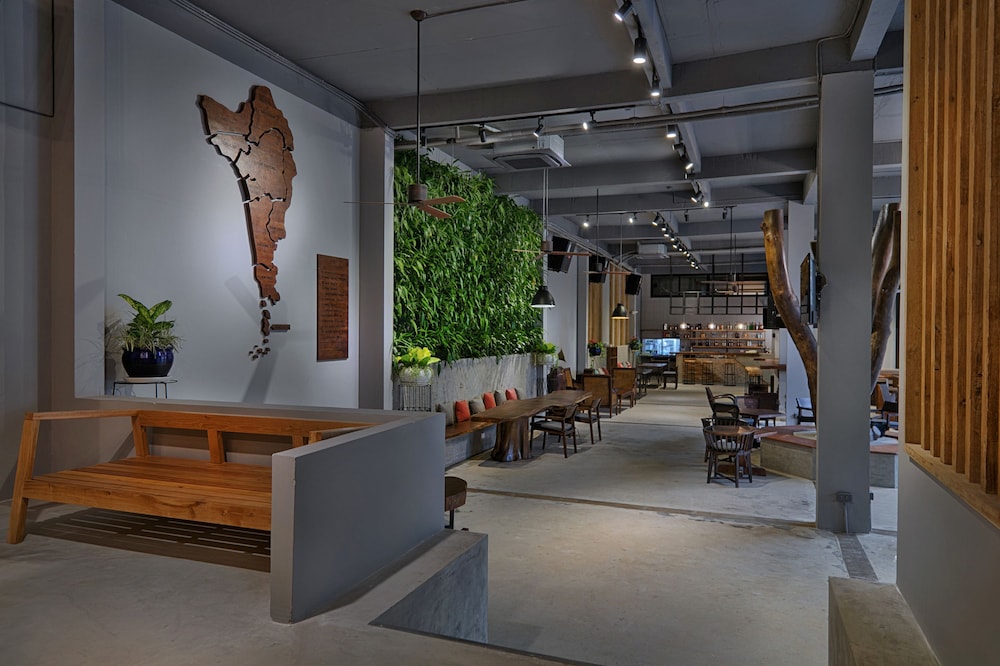 9 Station Hostel Phu Quoc 50/62