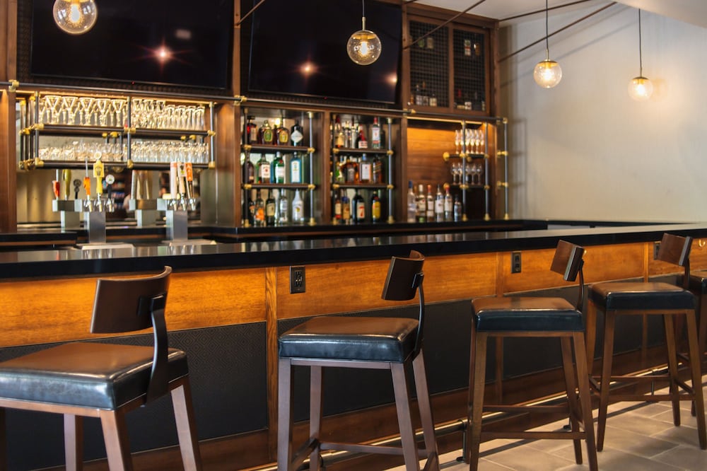 Four Points by Sheraton Deadwood 32/50