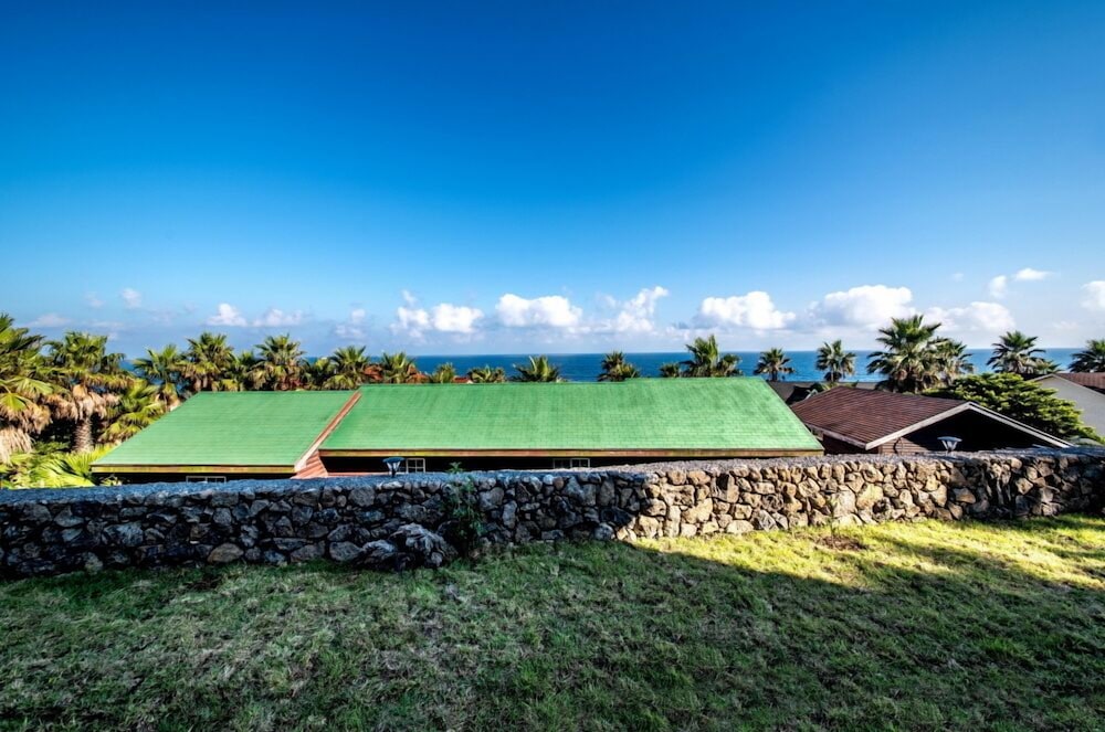 Sea & Wave Pension 28/45