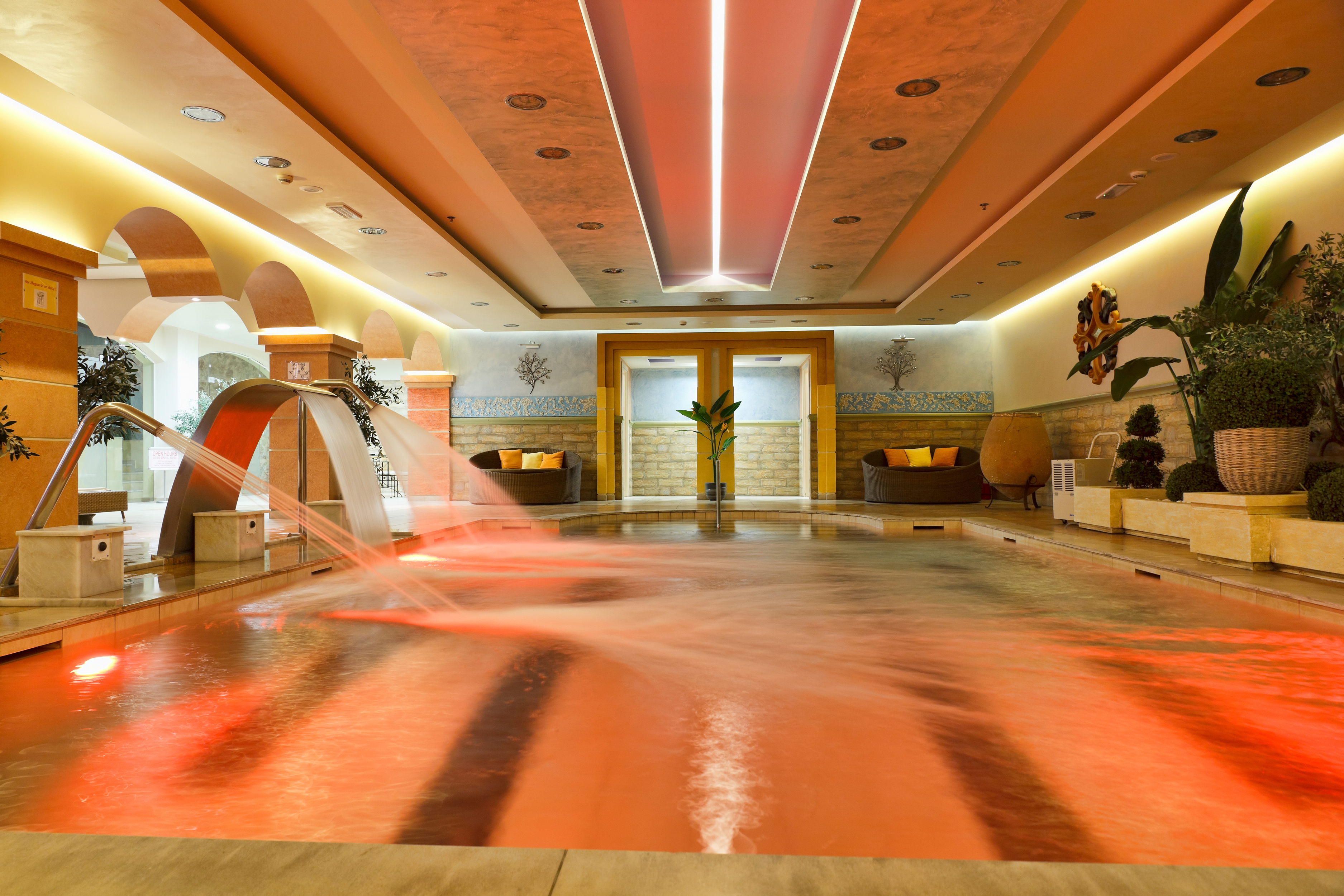 Gaia Palace Hotel 33/65