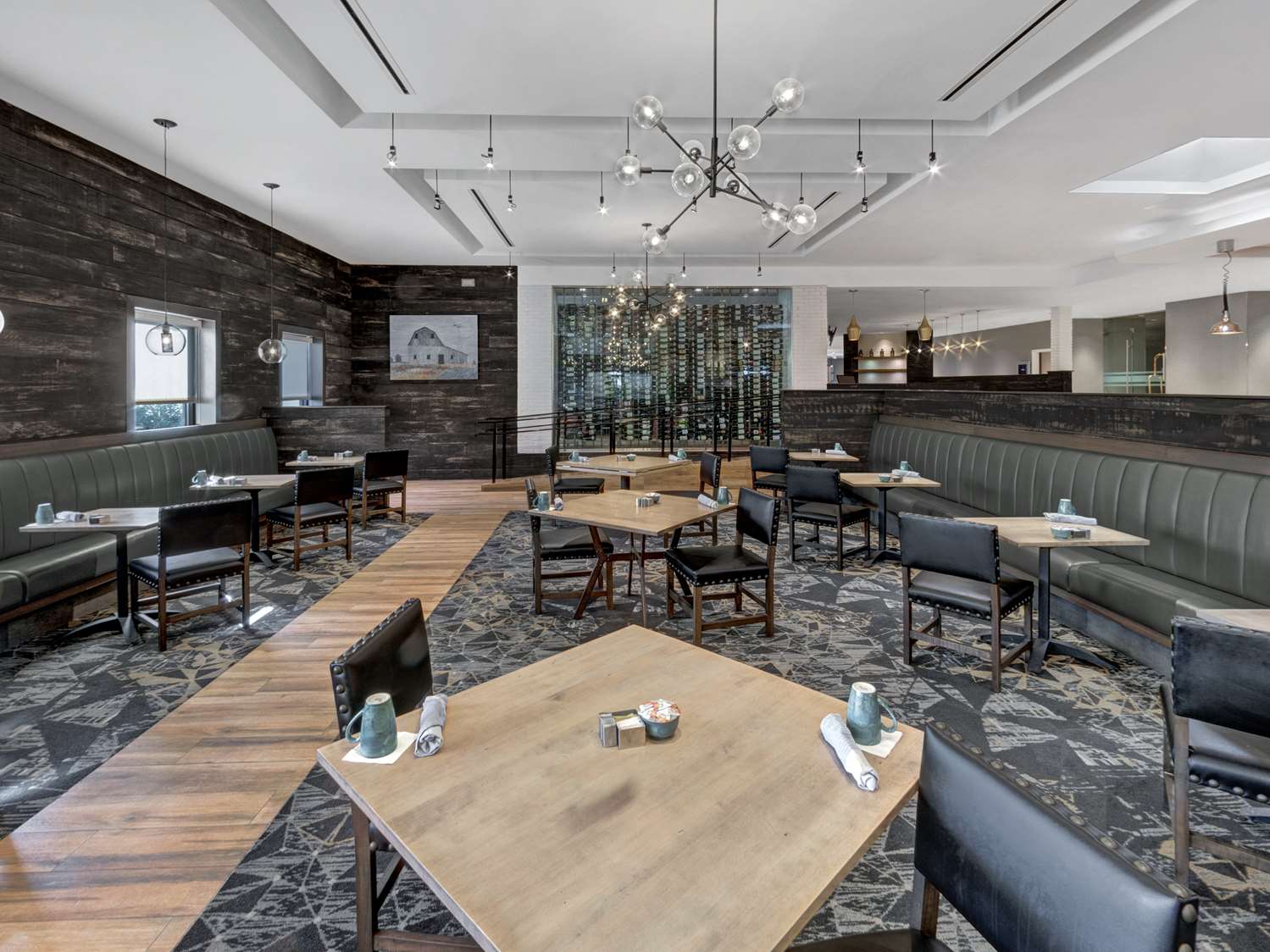 restaurant cafeteria