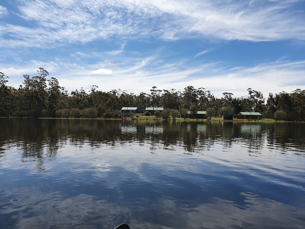 LAKE YALLEENA 20/33