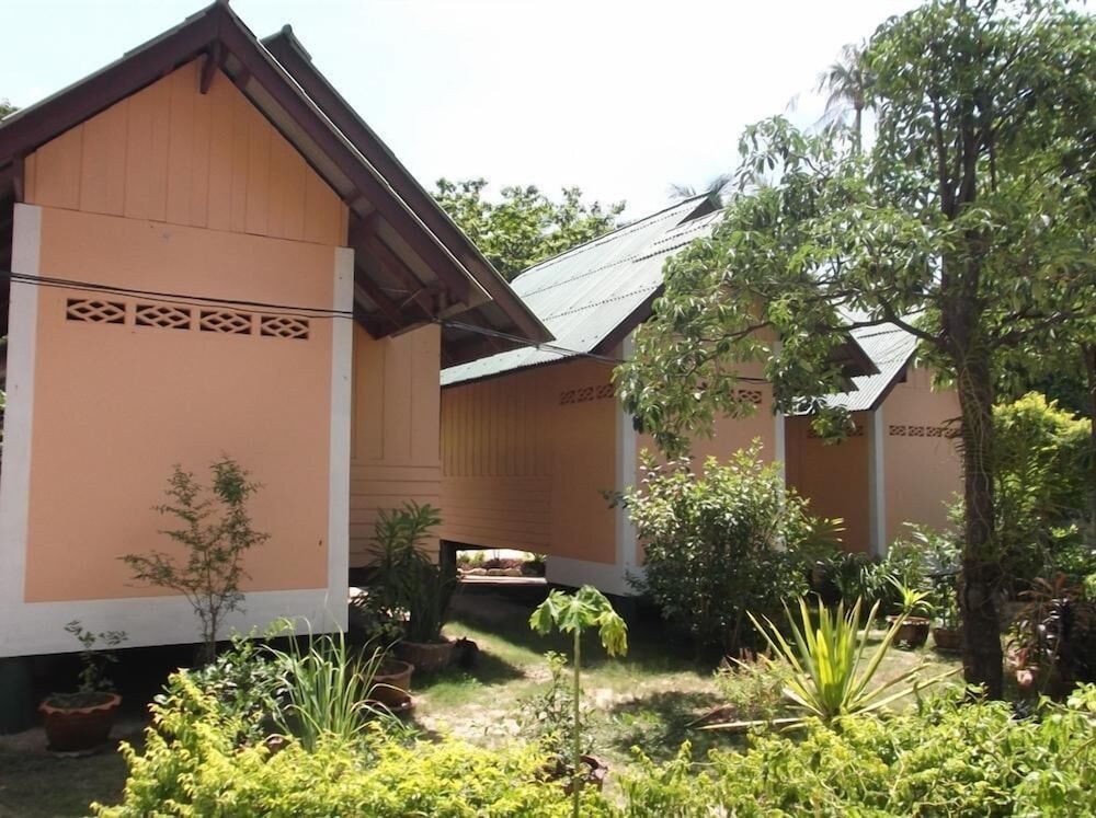 Sandee Bungalows 6/21