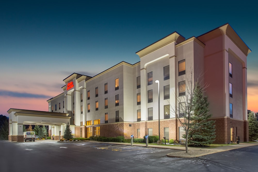 Hampton Inn & Suites Albany-Airport 1/36