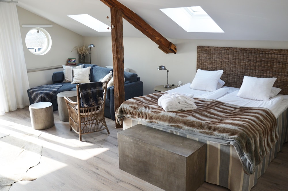 Hotell Mossbylund 11/50
