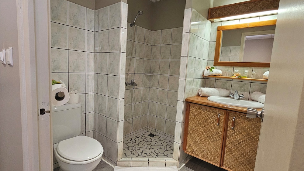 Hotel Hibiscus 73/75
