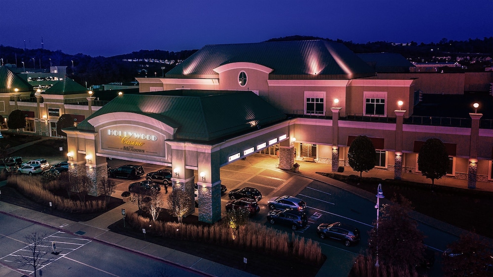 Hyatt Place at The Hollywood Casino Pittsburgh South