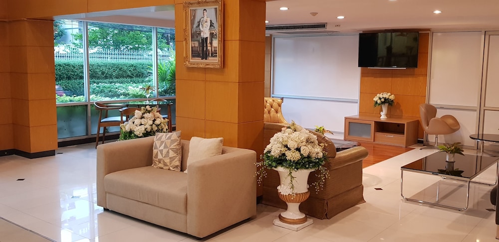Sena House Paholyothin30 16/29