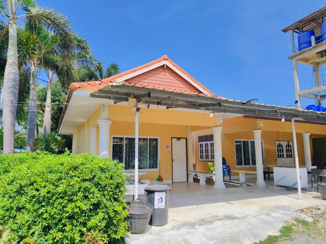 Pooma Resort 3/88