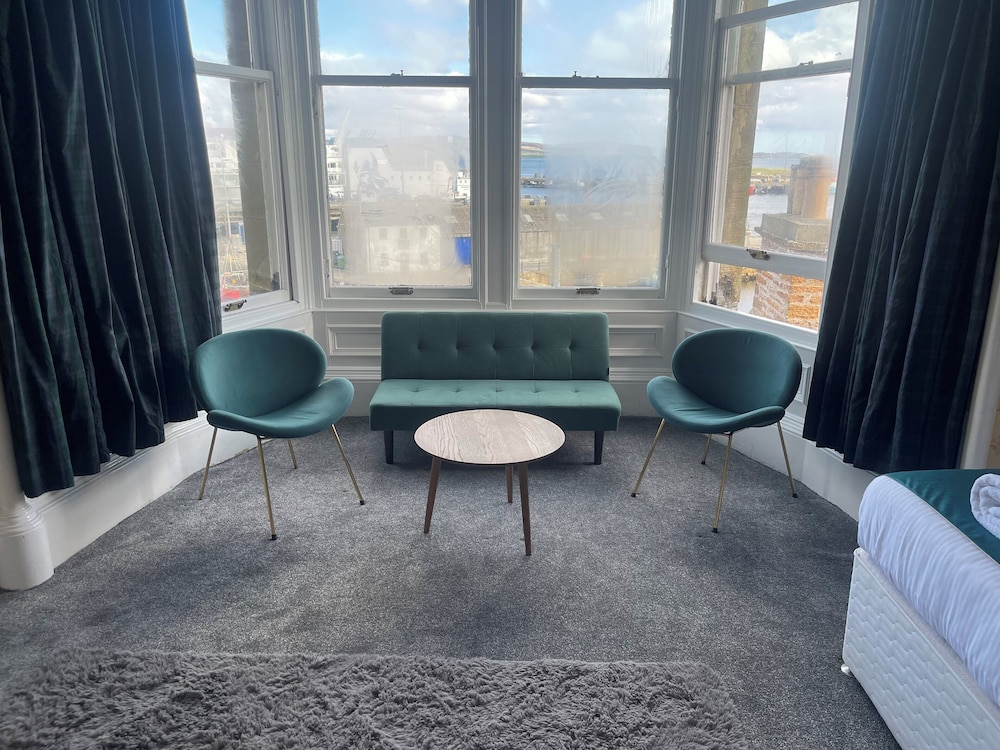 The Stromness Hotel 24/46