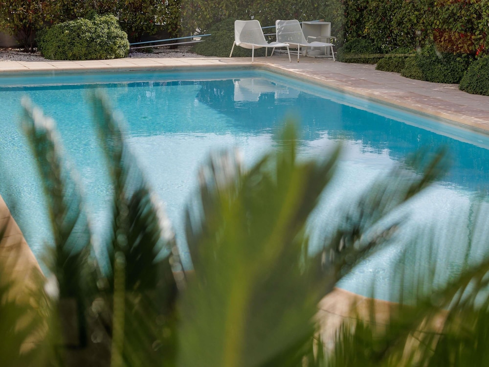 Ibis Toulon La Valette 68/71