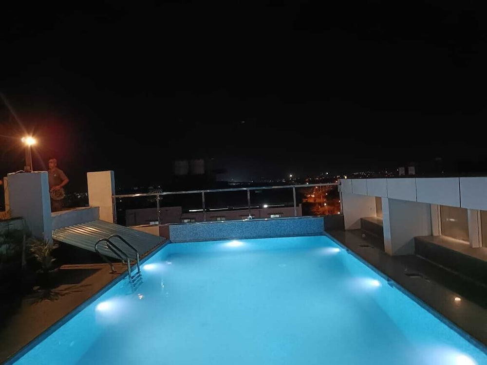 Mastiff Select Gulbarga Hotel 38/49