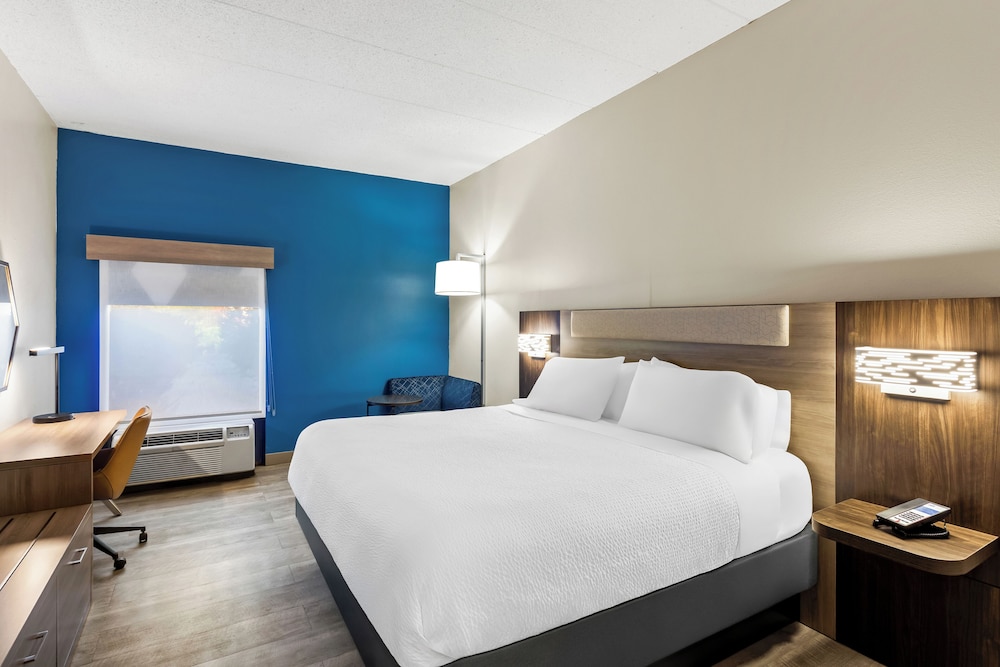 غرفة قياسية بسرير فردي، Holiday Inn Express Hotel And Suites Charleston Southridge 8/10