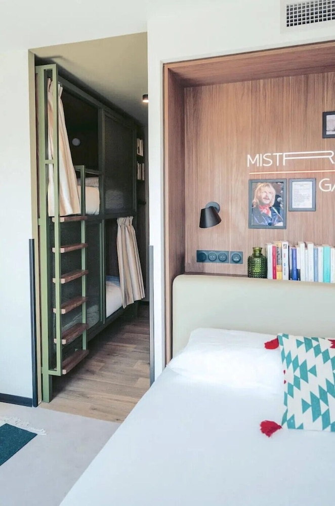 JOST Hotel Montpellier Centre St Roch 18/58