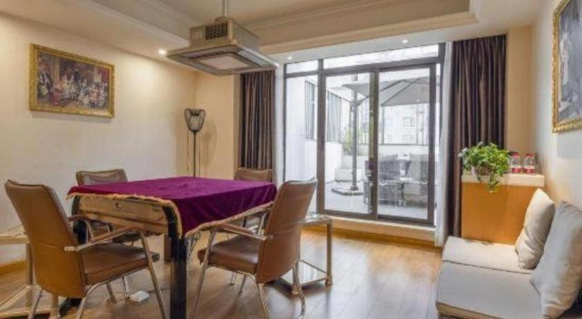 Vienna Hotel (Chuanxin Drum Tower Metro Station, Beijing Road) 36/50