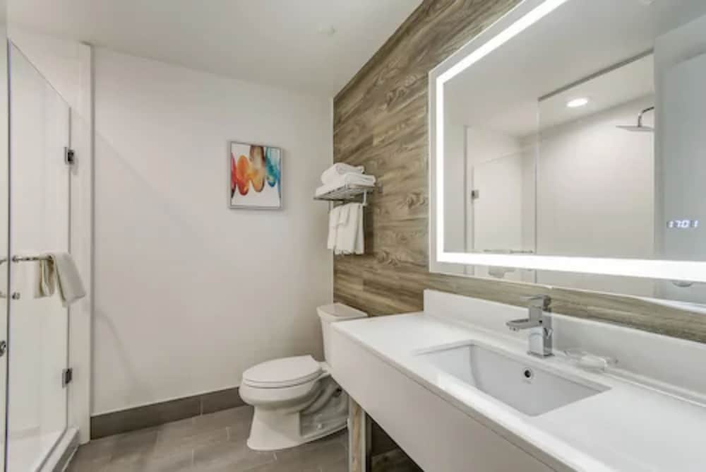 Est Hotel 36/37
