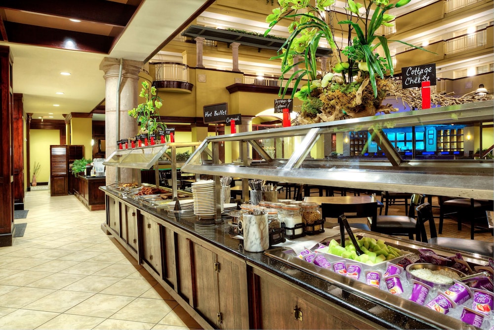 Embassy Suites Laredo Tx 36/46
