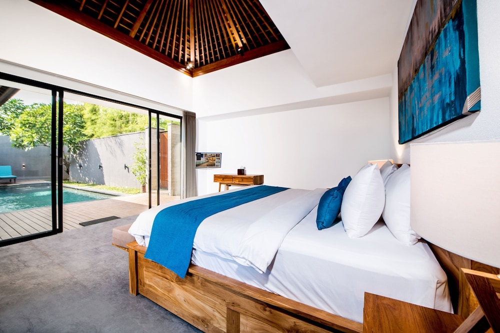 Villa DeDayuh Seminyak 10/46