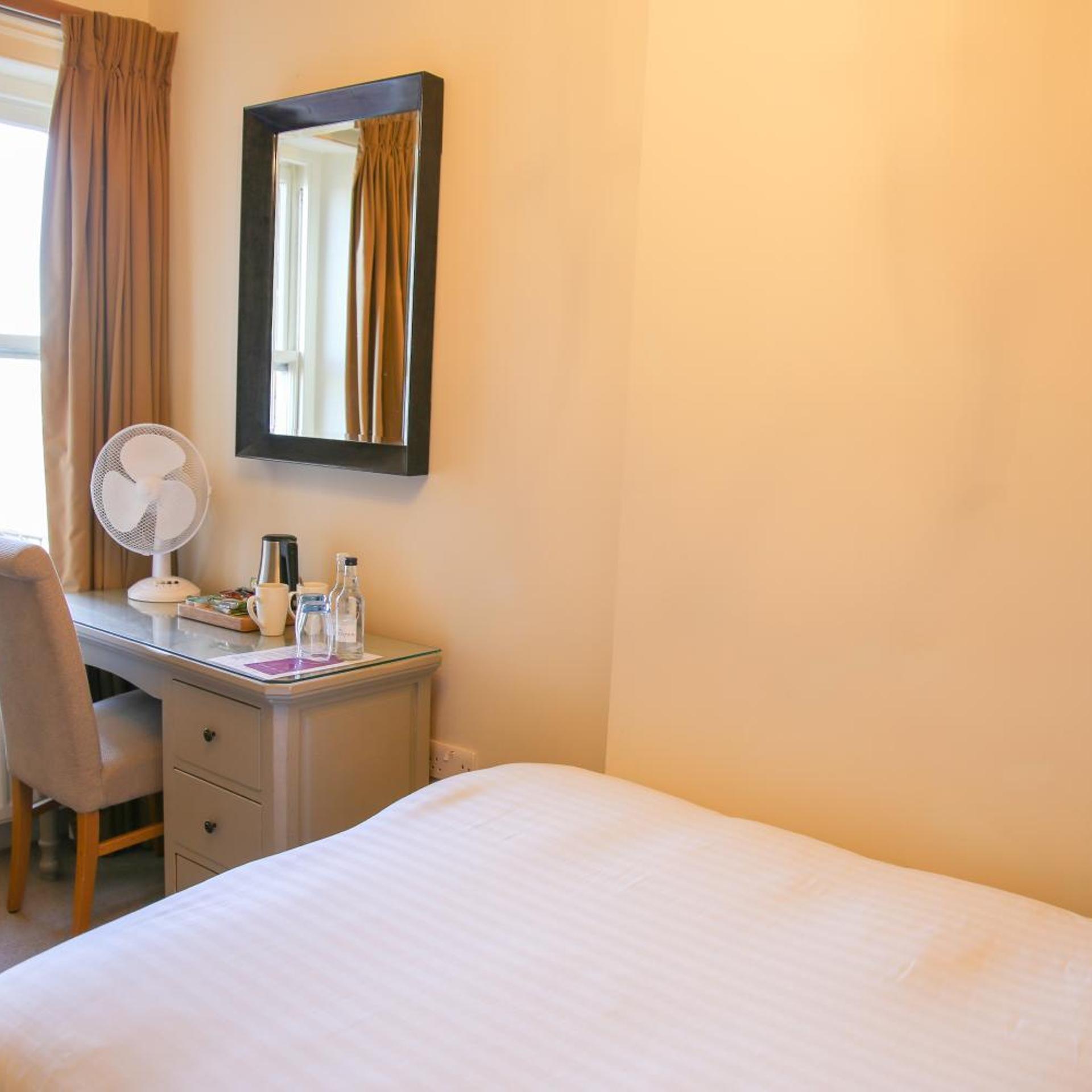 Room, Single