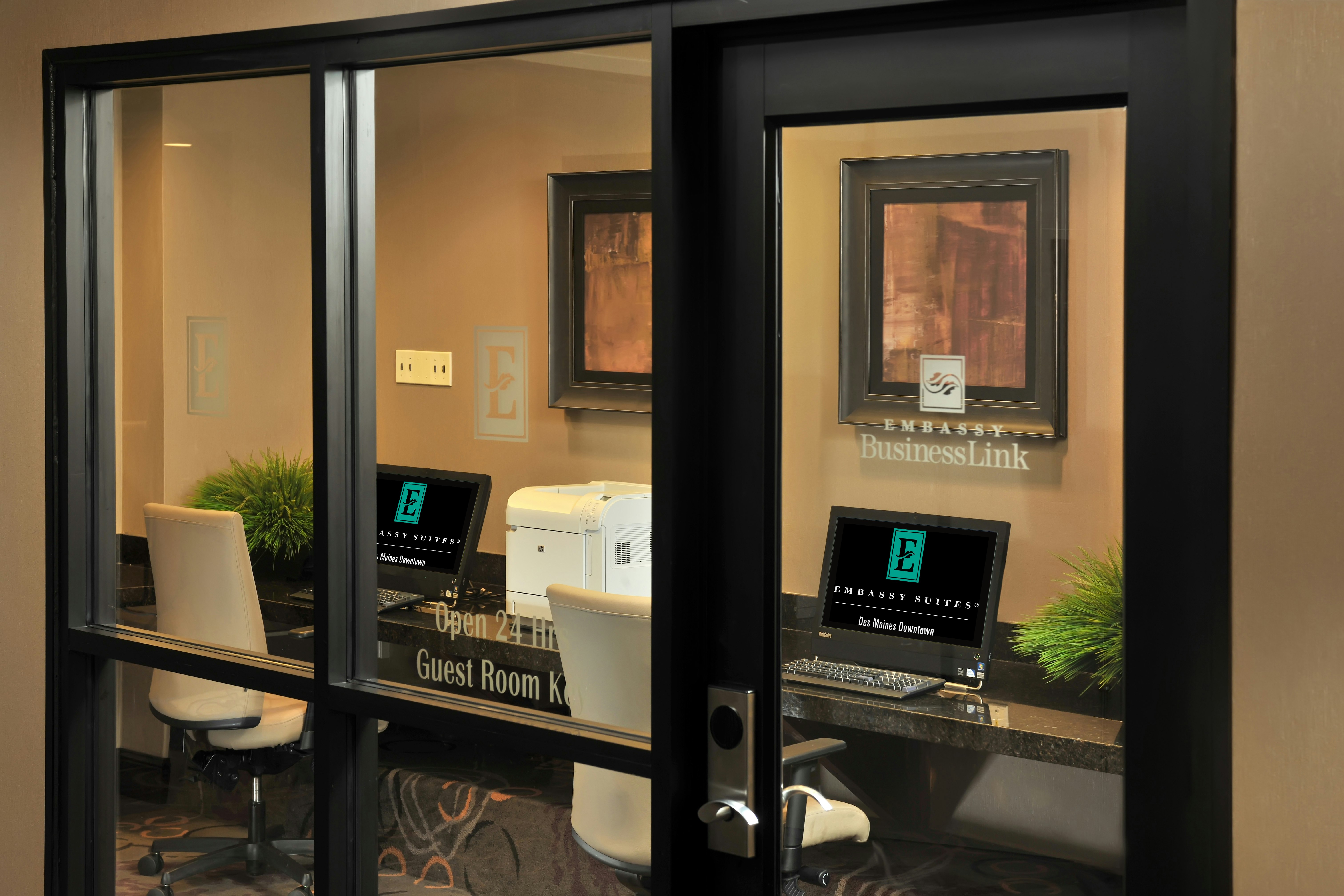 Embassy Suites Des Moines Ia 33/39
