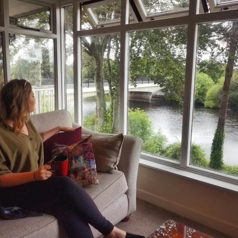Killarney View House 26/50