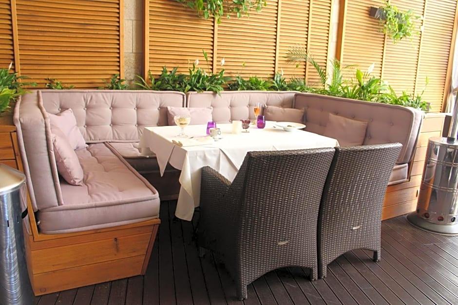 Casa Boyana Boutique 38/50