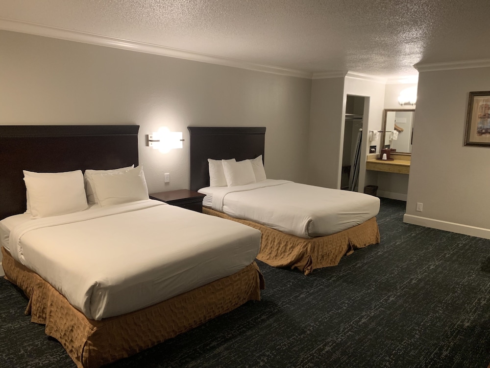 Room, 2 Queen Beds, Accessible