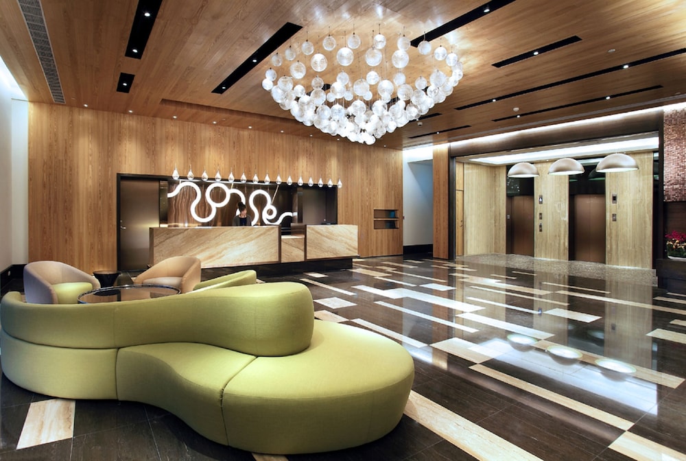 Park City Hotel Luzhou Taipei 7/62