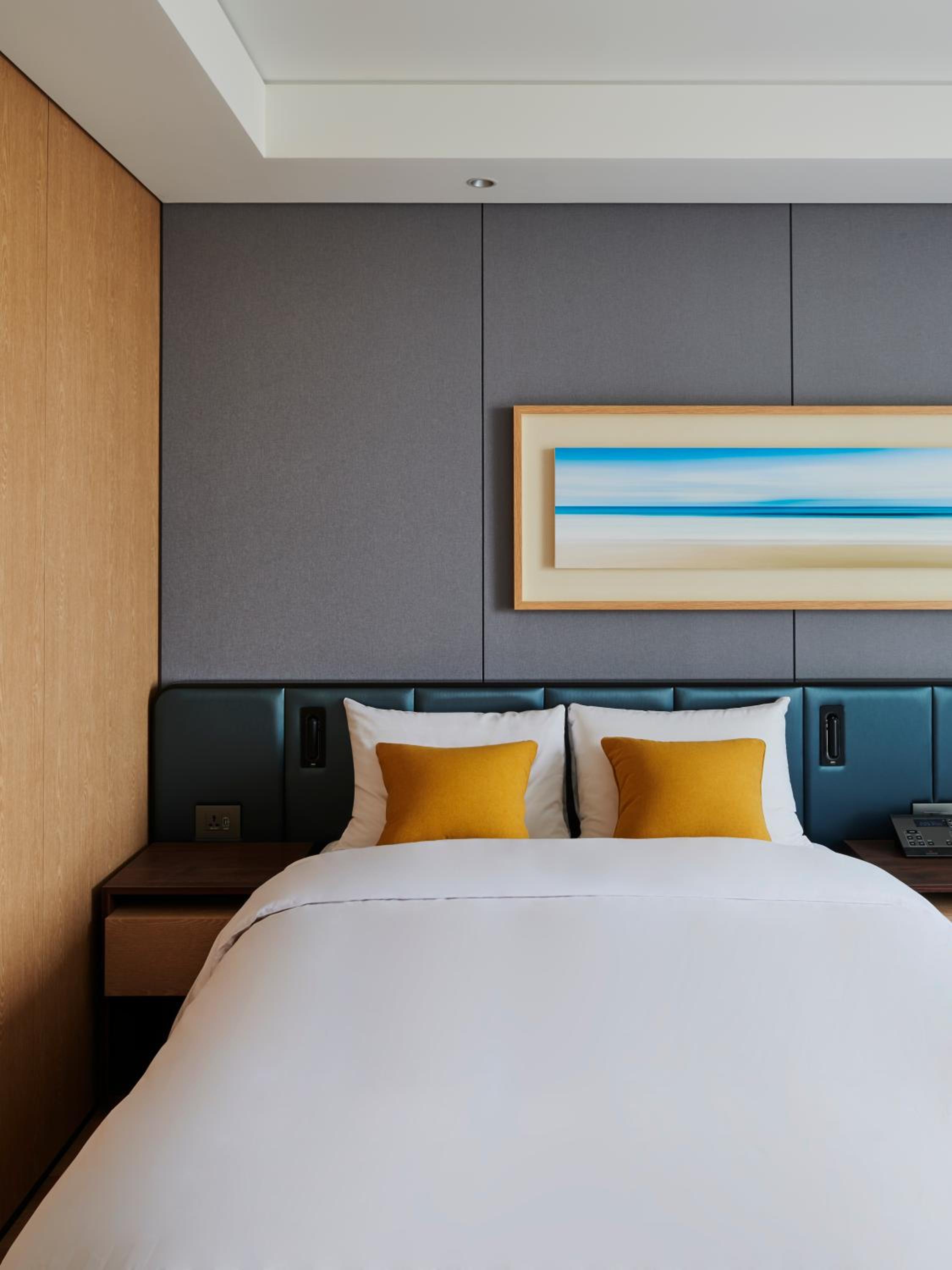 Deluxe, Twin Beds, Indoor Pool