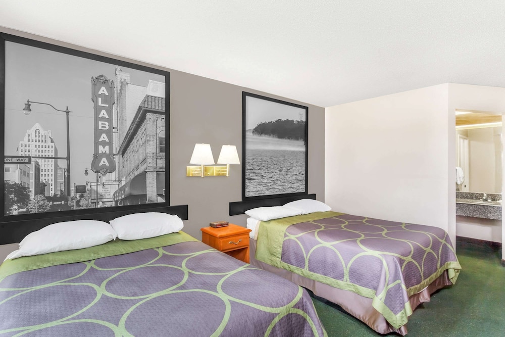 Super 8 By Wyndham Athens 14/33