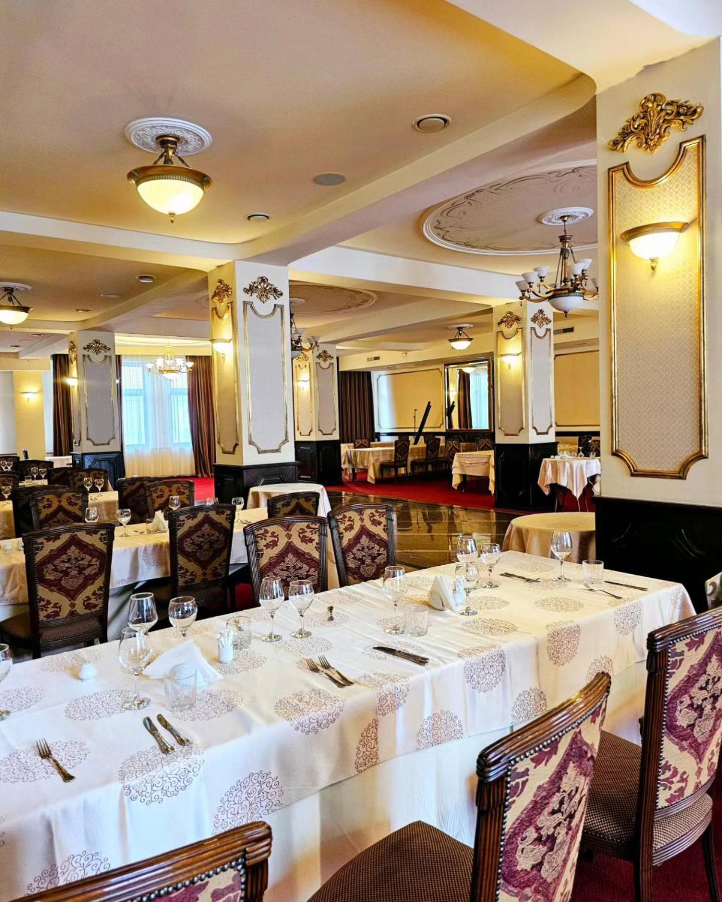 Elite Hotel 36/46