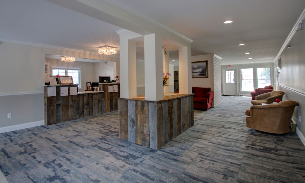 Colonial Village Resort 5/46