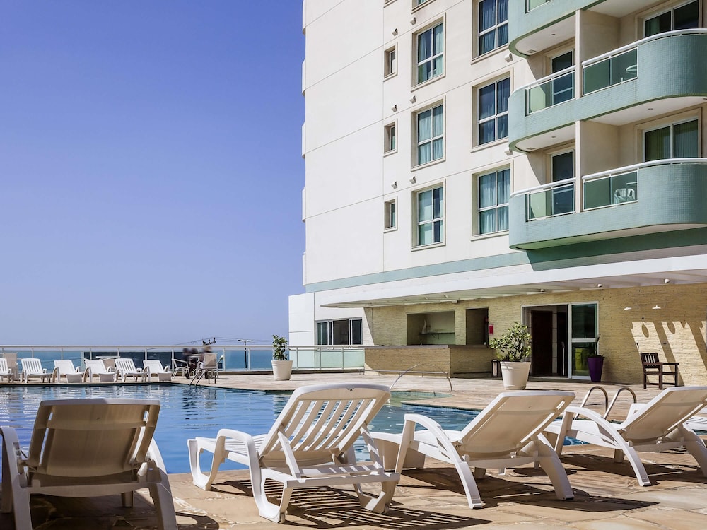Mercure Macae Hotel 8/77