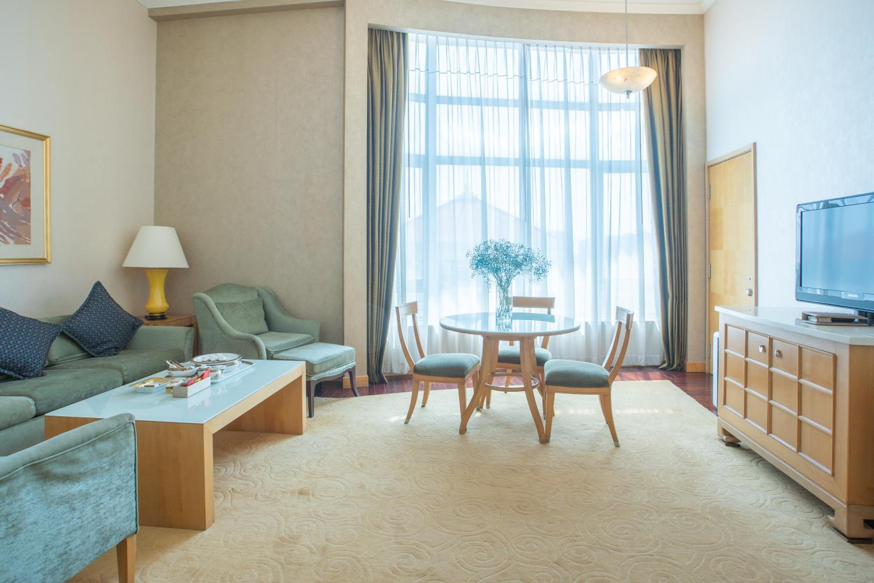 Shantou Junhua Haiyi Hotel 30/50