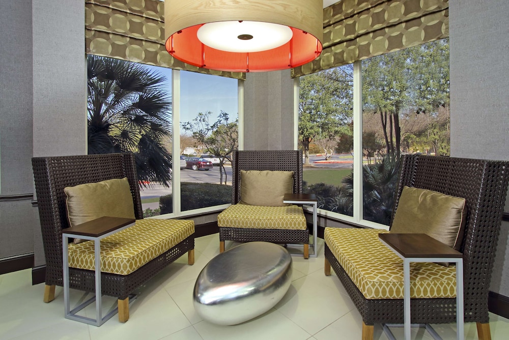 Hilton Garden Inn Austin NW/Arboretum 50/75