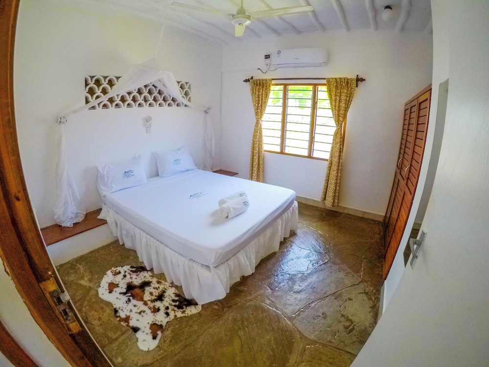 Doric Cottages Diani 14/50