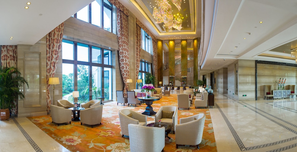 Fuzhou Jeurong Hotel 55/72