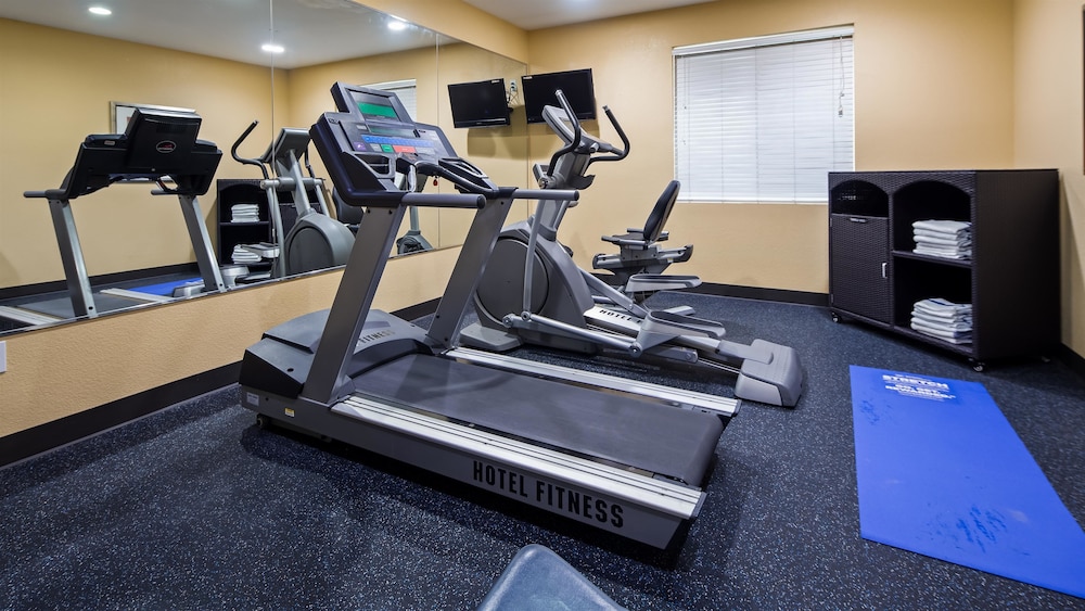 Best Western Bowie Inn and Suites 29/43