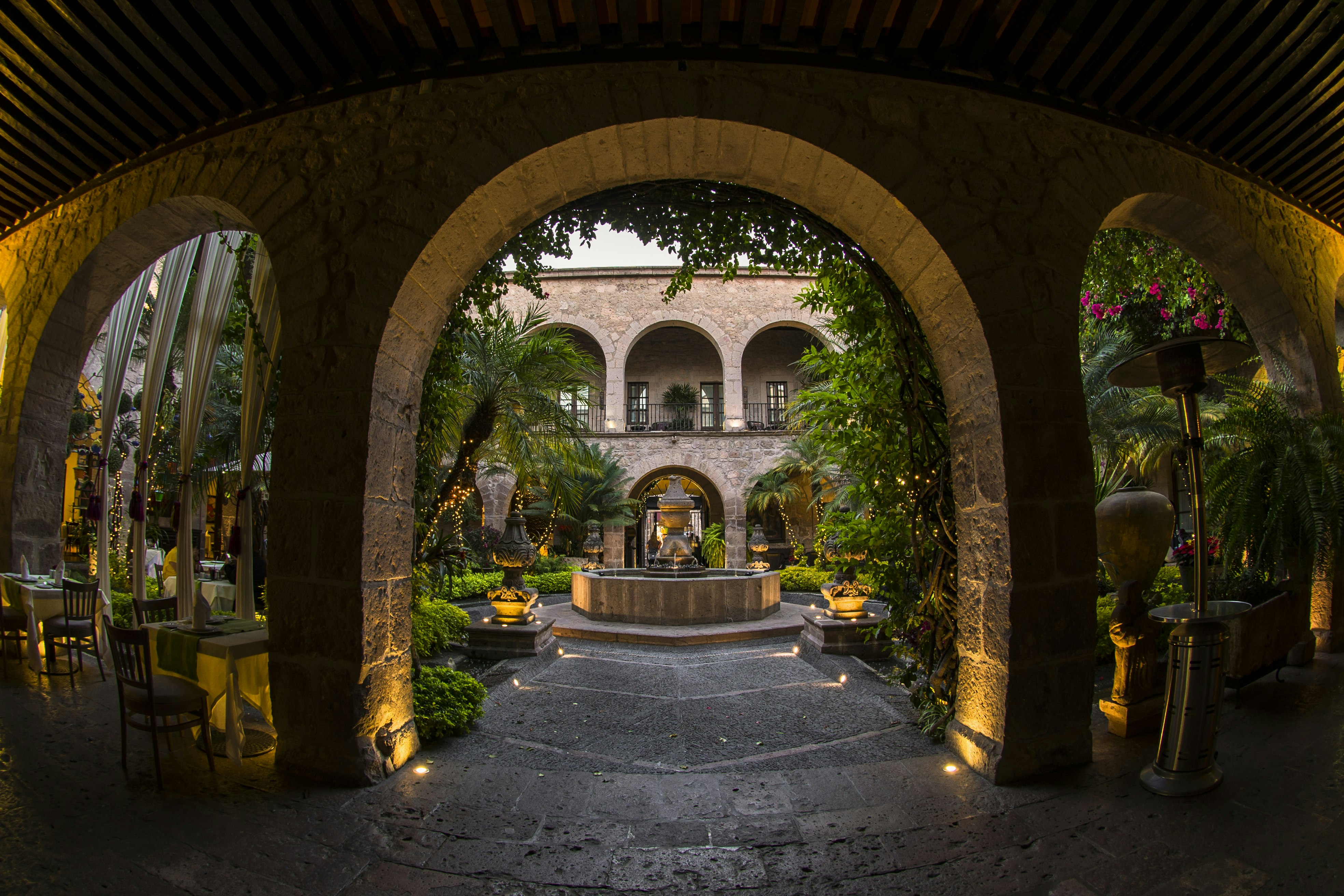 De La Soledad Hotel 63/67