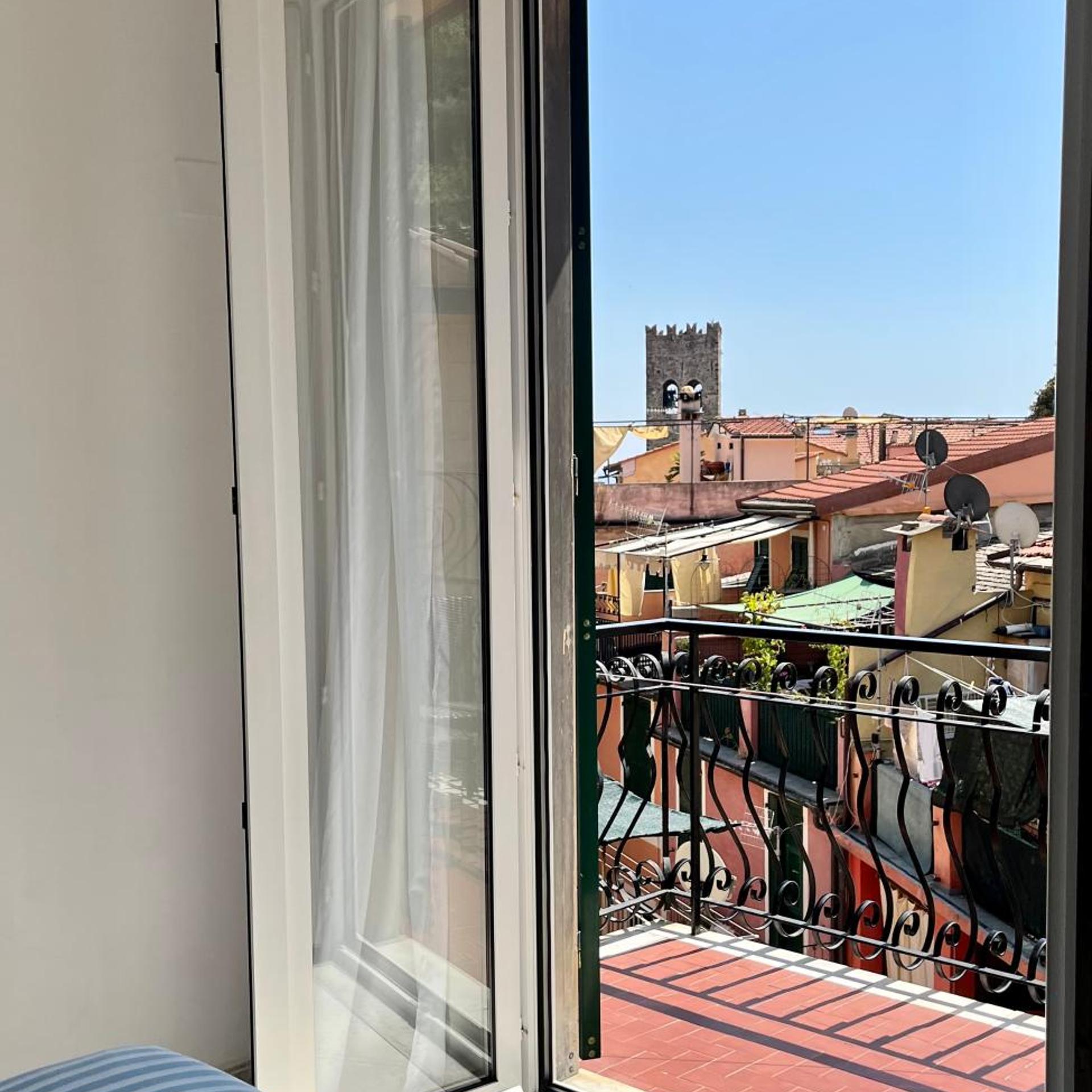 Albergo degli Amici 3/57