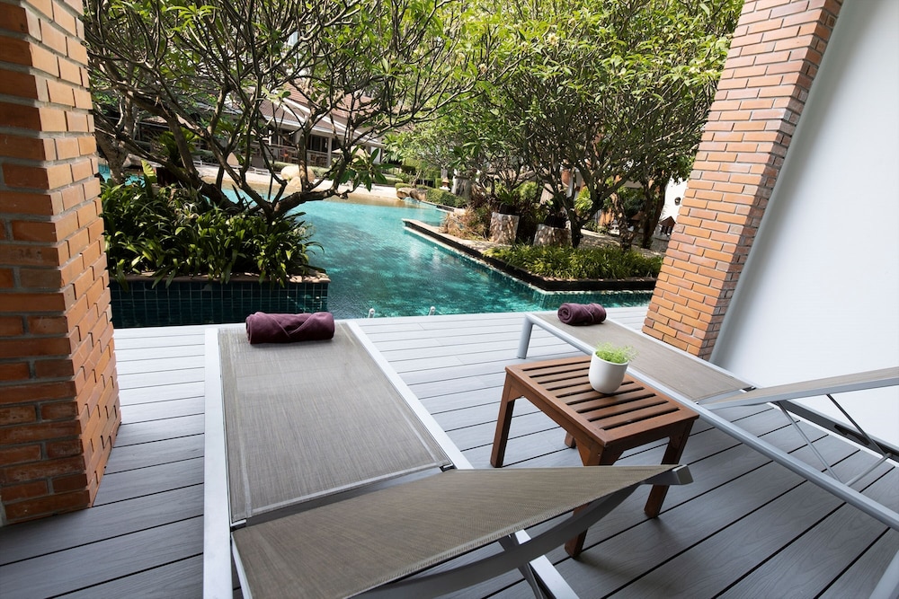 Woodlands Hotel And Resort 29/65