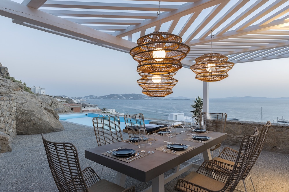 Sea Line Villas Adults Only 19/27