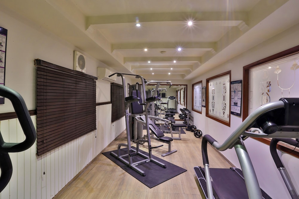 Avari Xpress Faisalabad 36/60
